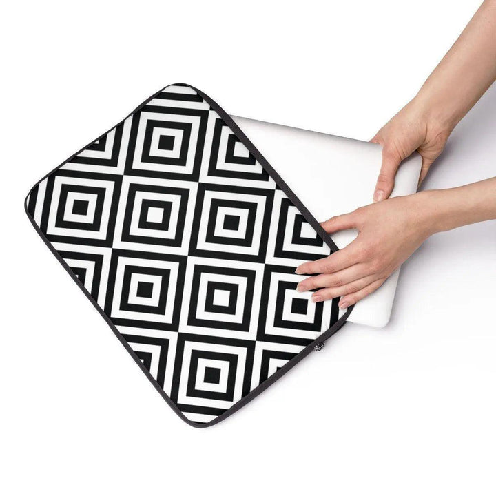 Lisslune | EliteGuard Laptop Cases - Stylish Protection for the Modern Professional