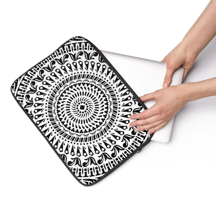 Lisslune | Maison d'Elite Laptop Sleeve: Stylish Protection for your Device