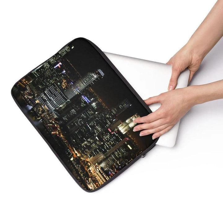 Lisslune | Chic Protection Laptop Sleeve - Stylish Armor for Your Device