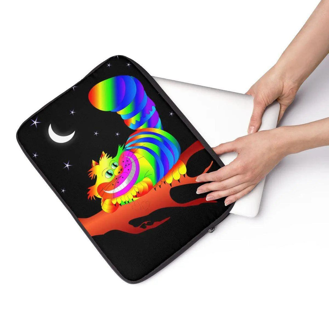 Lisslune | ChicShield Laptop Sleeves - Fashion-Conscious Protection with Sustainable Reliability