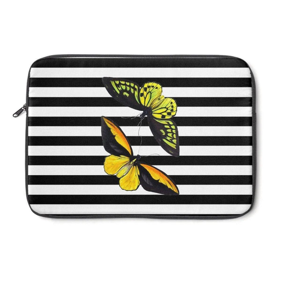 Lisslune | Urban Chic Laptop Sleeve - Stylish defense for professionals on the go