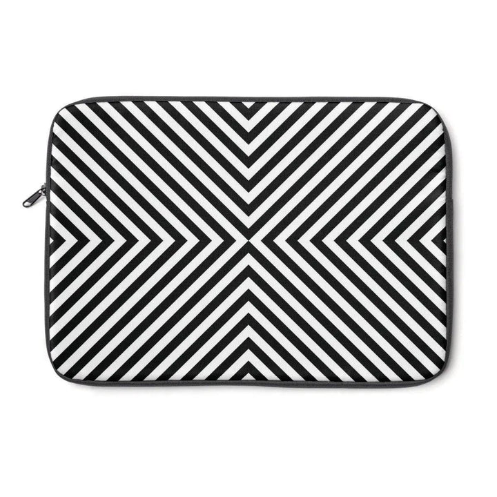 Lisslune | Elegant Tech Armor: Maison d'Elite Laptop Cases for Stylish Protection
