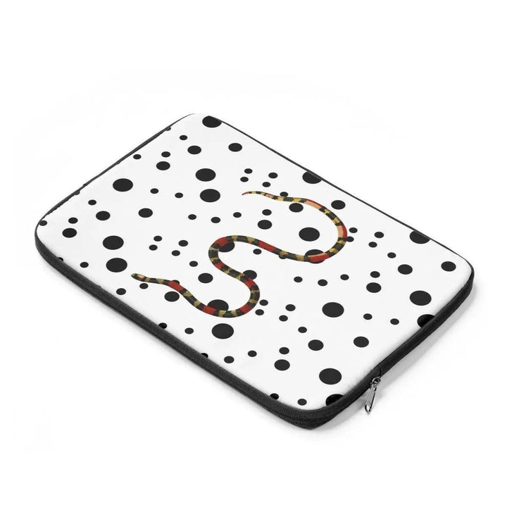 Lisslune | Elegant & Protective Laptop Sleeve by Elite Maison - Your Stylish Tech Accessory