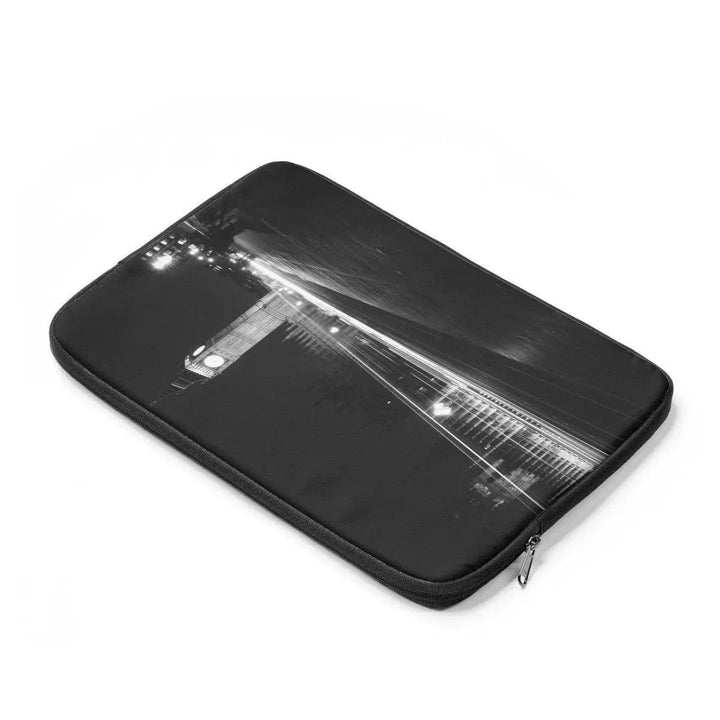 Lisslune | EliteGuard Laptop Protection Sleeve - Exceptional Security for Your Device