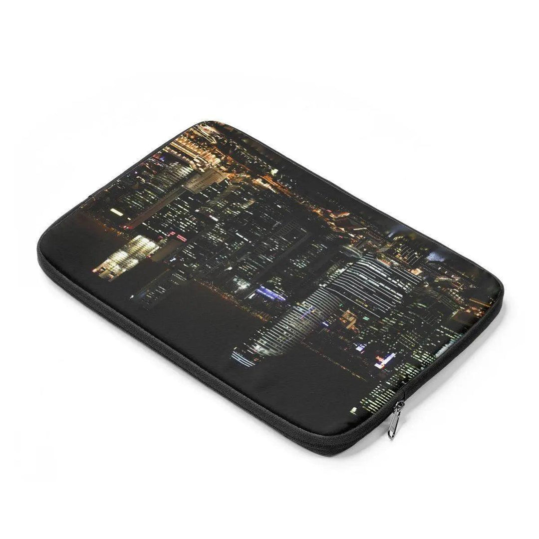 Lisslune | Chic Protection Laptop Sleeve - Stylish Armor for Your Device