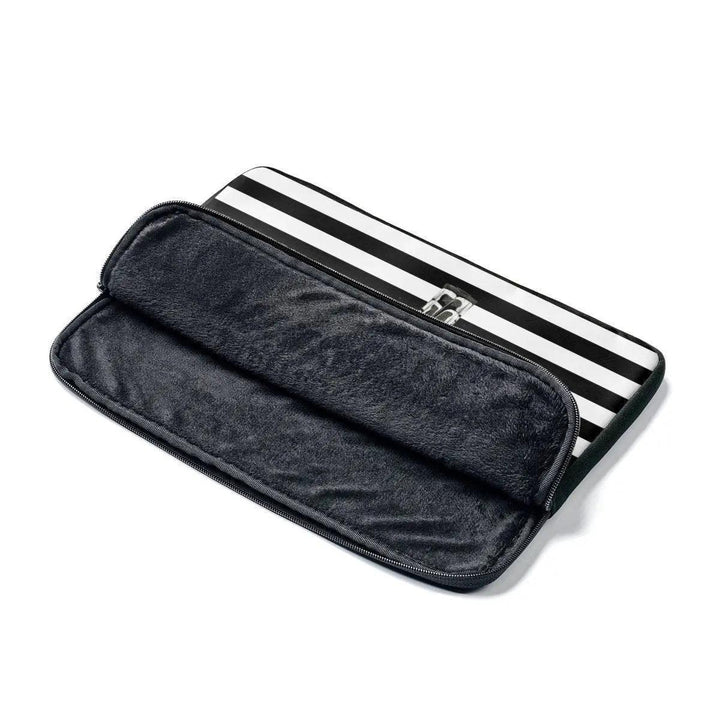 Lisslune | Elite Maison Laptop Sleeves: Stylish Protection Upgrade