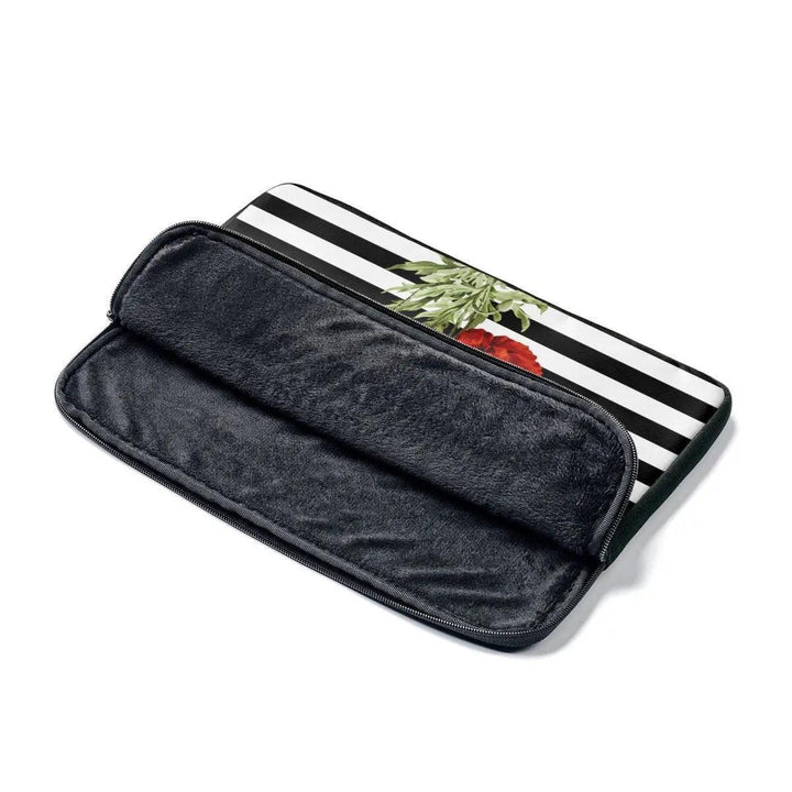 Lisslune | Elite Maison Laptop Sleeve - Stylish protection for your laptop