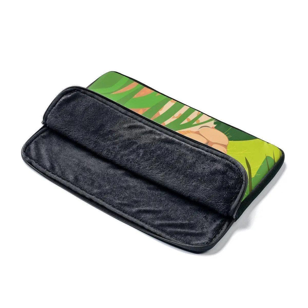 Lisslune | Elite Maison Laptop Sleeve - Chic protection for your device