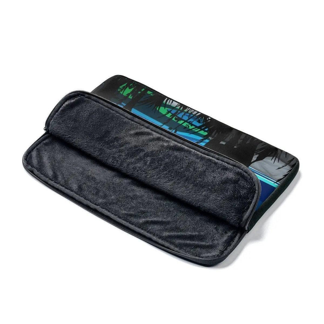 Lisslune | Chic Urban Explorer Sleeves: Stylish Protection for Laptops on the Go