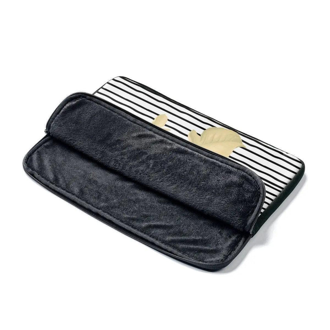 Lisslune | Chic Maison Laptop Sleeves - Stylish Protection for Your Device