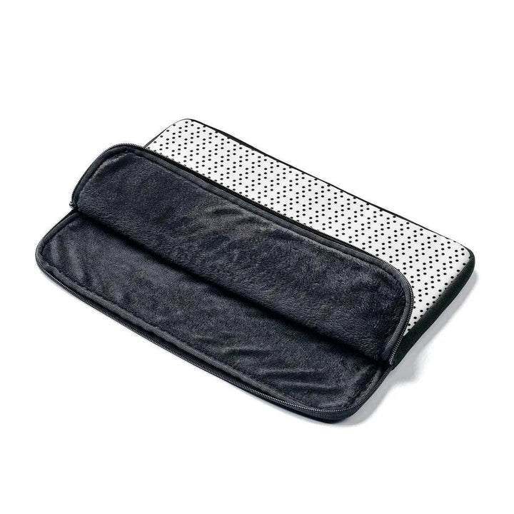 Lisslune | EliteGuard Stylish Laptop Sleeve - Ultimate Protection with Enhanced Security Features