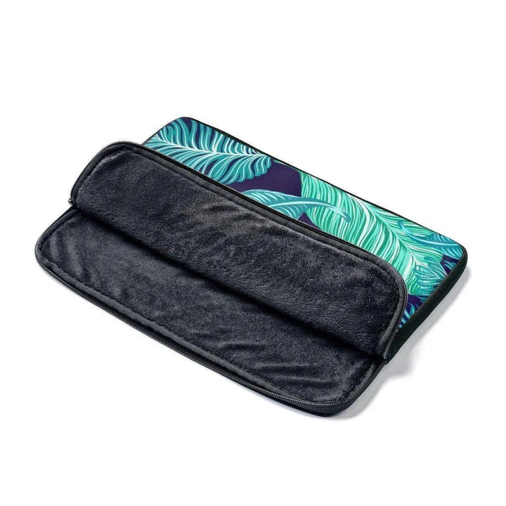 Lisslune | Elite Maison Laptop Sleeve: Premium Protection with a Chic Design