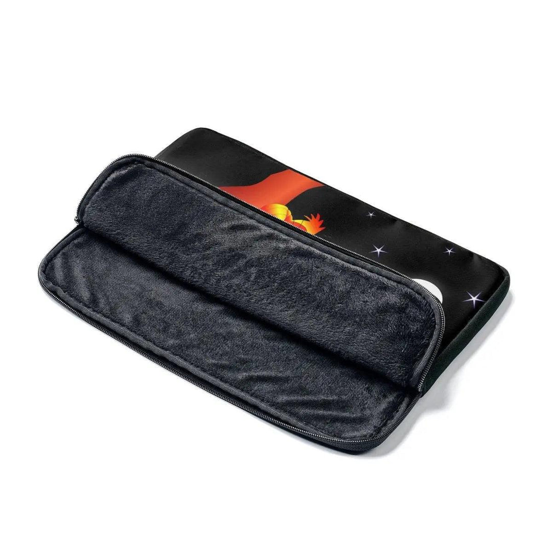Lisslune | ChicShield Laptop Sleeves - Fashion-Conscious Protection with Sustainable Reliability
