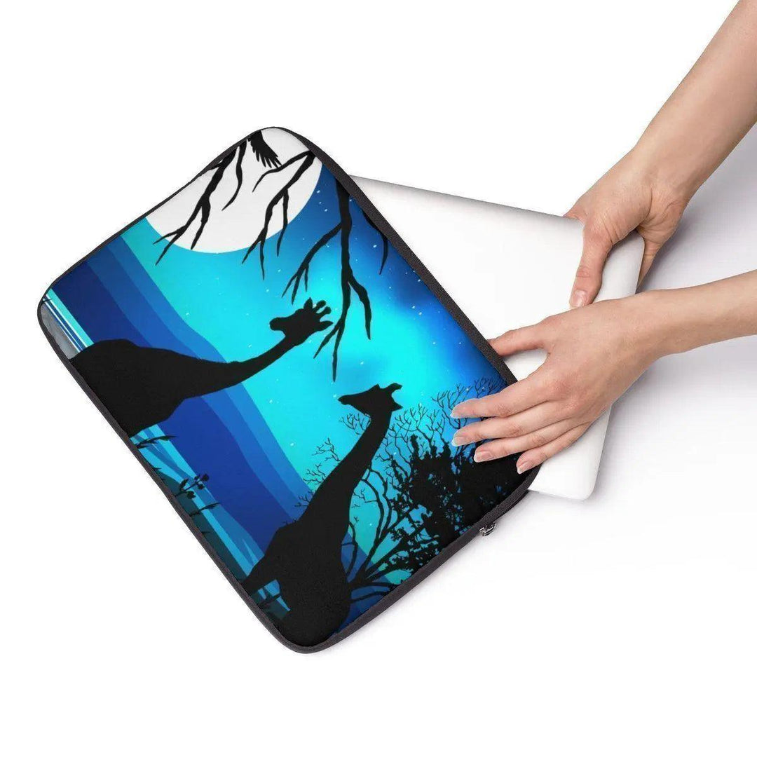 Lisslune | Stylish Shield Laptop Cases - Ultimate Protection for Modern Devices