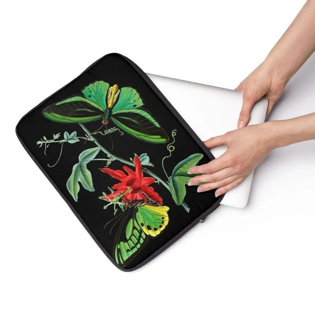 Lisslune | Chic Maison Laptop Cases - Fashionable & Durable Tech Bag