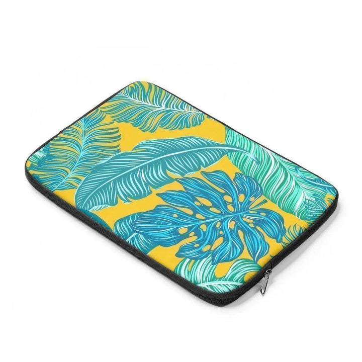 Lisslune | Chic Maison d'Elite Laptop Sleeve: Elegant Protection for Your Equipment