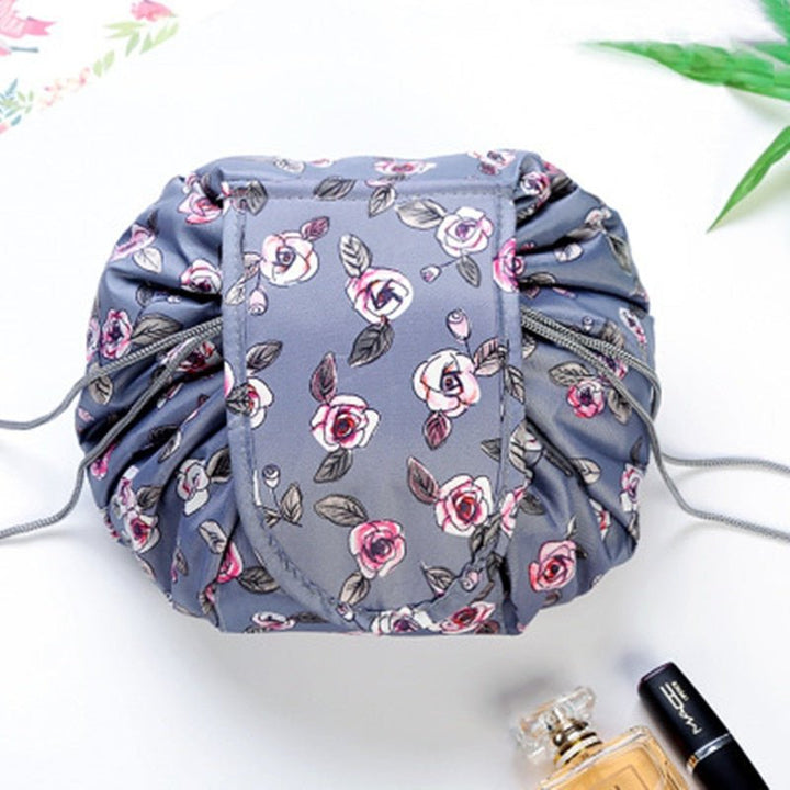Lisslune | MAKE-UP ORGANIZER – Waterproof Cosmetic Bag for Stylish Travel and Daily Use