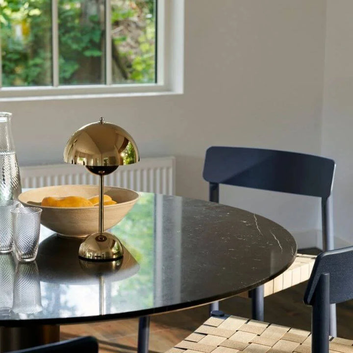 Lisslune | Modern Table Lamp - this is USB WARNING