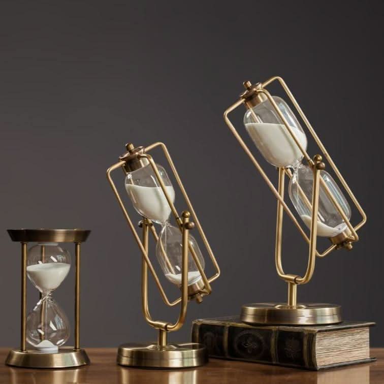 Lisslune | CHRONUS – Elegant hourglass for Timeless Beauty