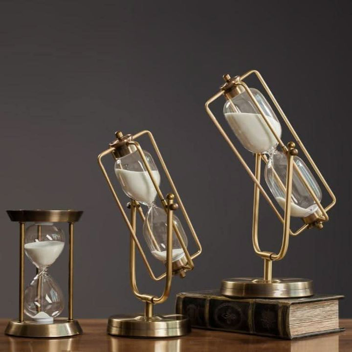 Lisslune | CHRONUS – Elegant hourglass for Timeless Beauty