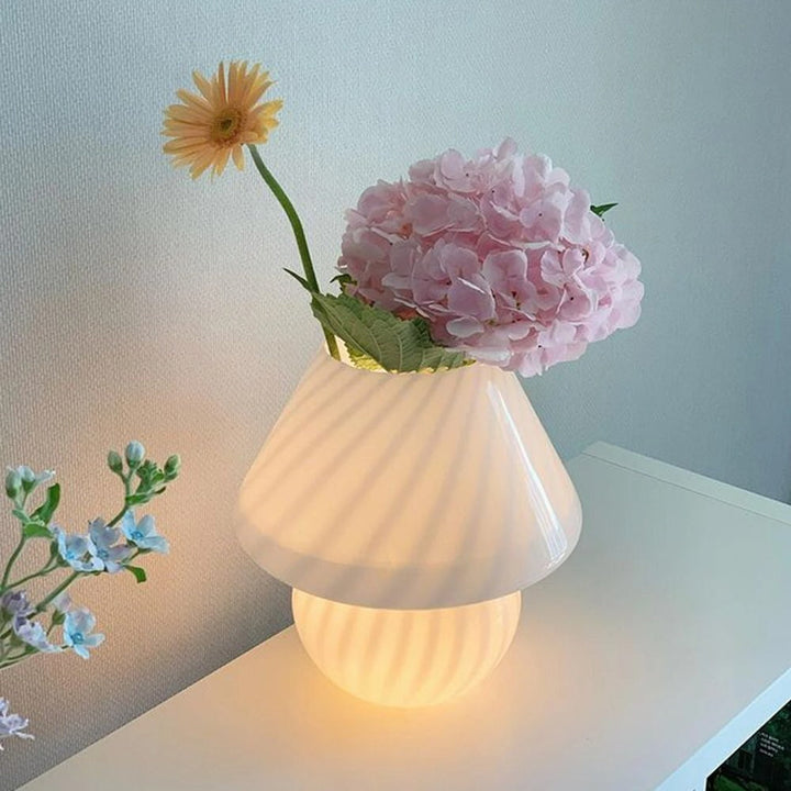 Rynx | Glass spiral striped lamp