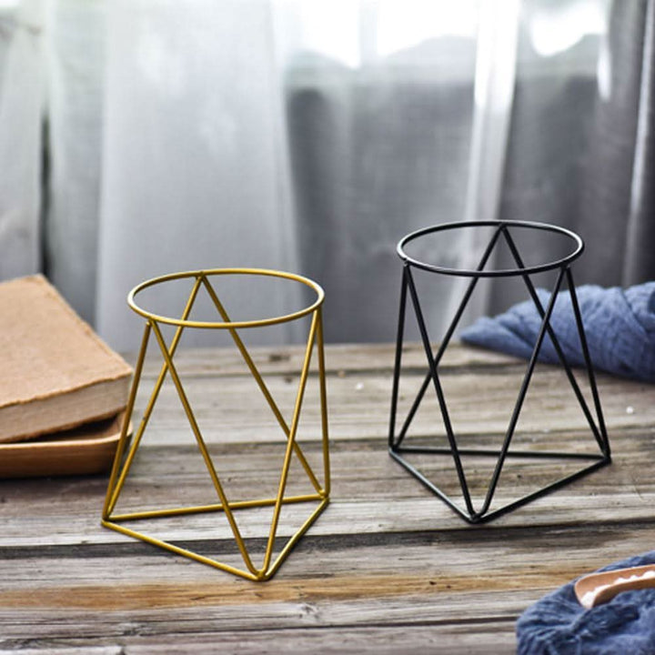 Lisslune | LIVIA – Elegant flower pot for stylish decoration
