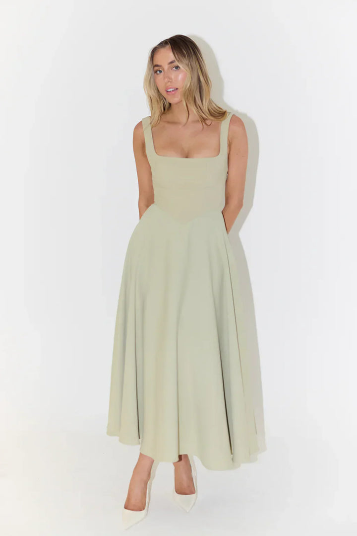 Lisslune | Midi Dress with High Waist and Square Neckline