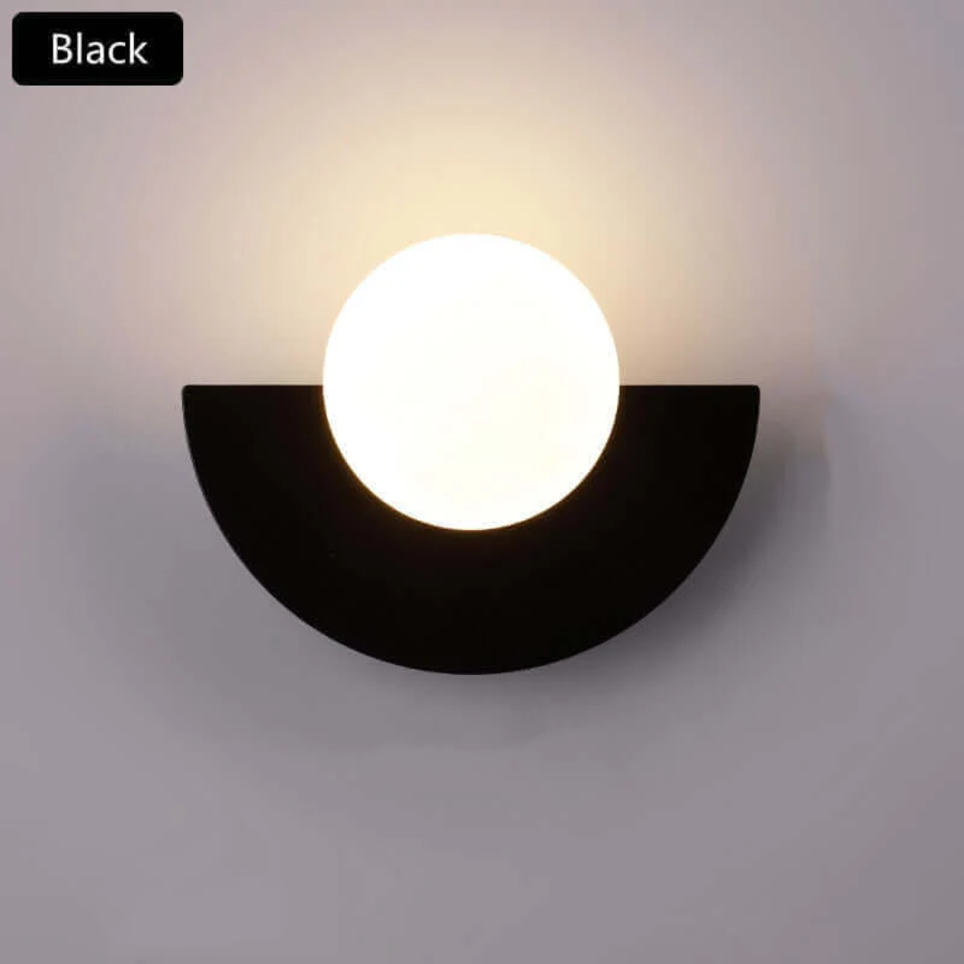 Lisslune | Metal Half Moon Wall Lamp - LunaMetal