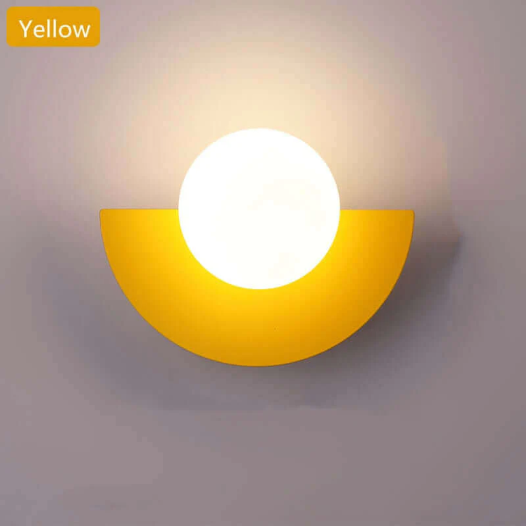 Lisslune | Metal Half Moon Wall Lamp - LunaMetal