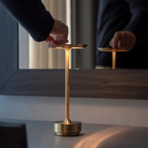 Lisslune | Luxury Wireless Table Lamp | LuxeGlow