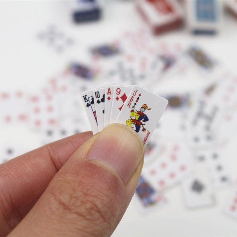 Lisslune | Mini playing cards