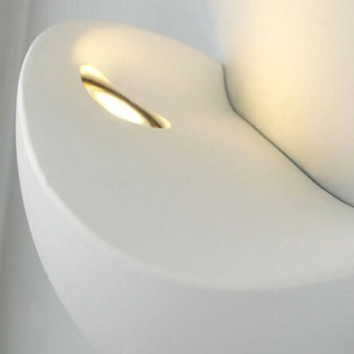 Lisslune | Minimalist Half-Round LED Wall Light – Modern Indoor/Outdoor Lamp