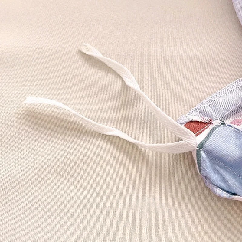 Rynx | Minimalistic Red Striped Light Blue Bedding Set