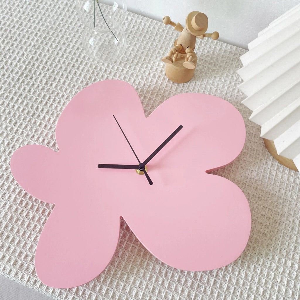Lisslune | Flower Blob Acrylic Wall Clock