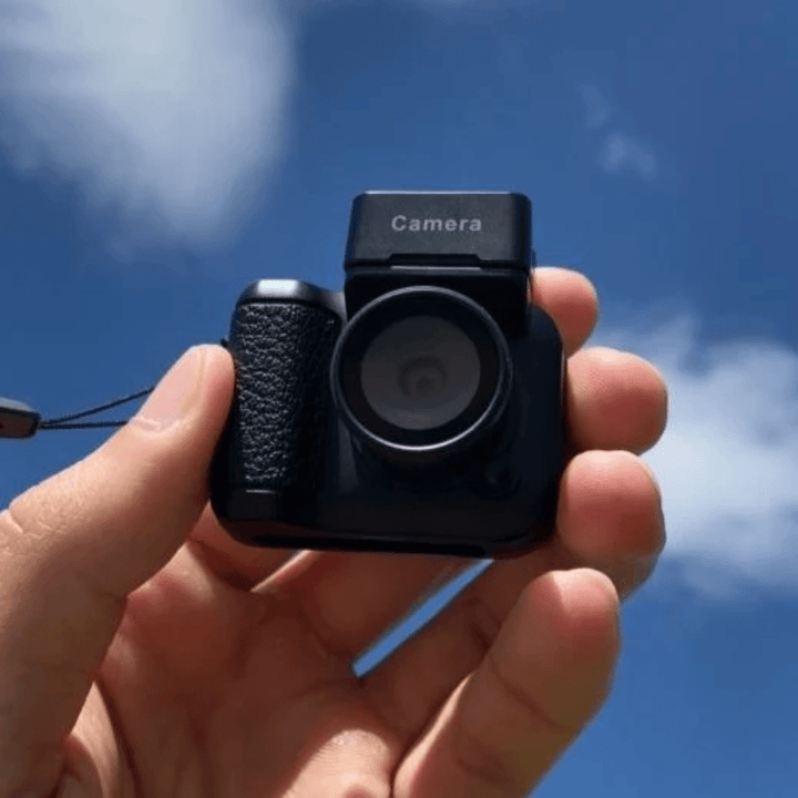 Lisslune | MiniRetro Vintage Camera – Compact Retro Digital Camera