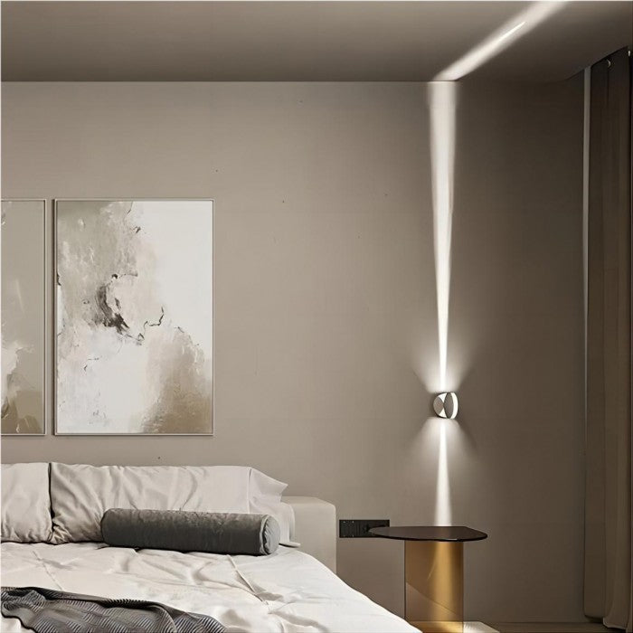 Lisslune | AuraLuxe LED light creates an elegant atmosphere