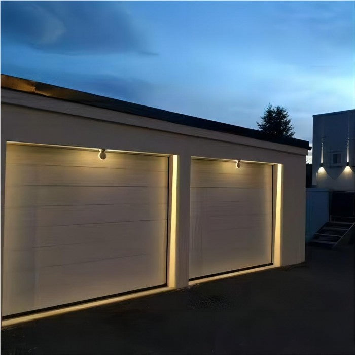 Lisslune | AuraLuxe LED light creates an elegant atmosphere