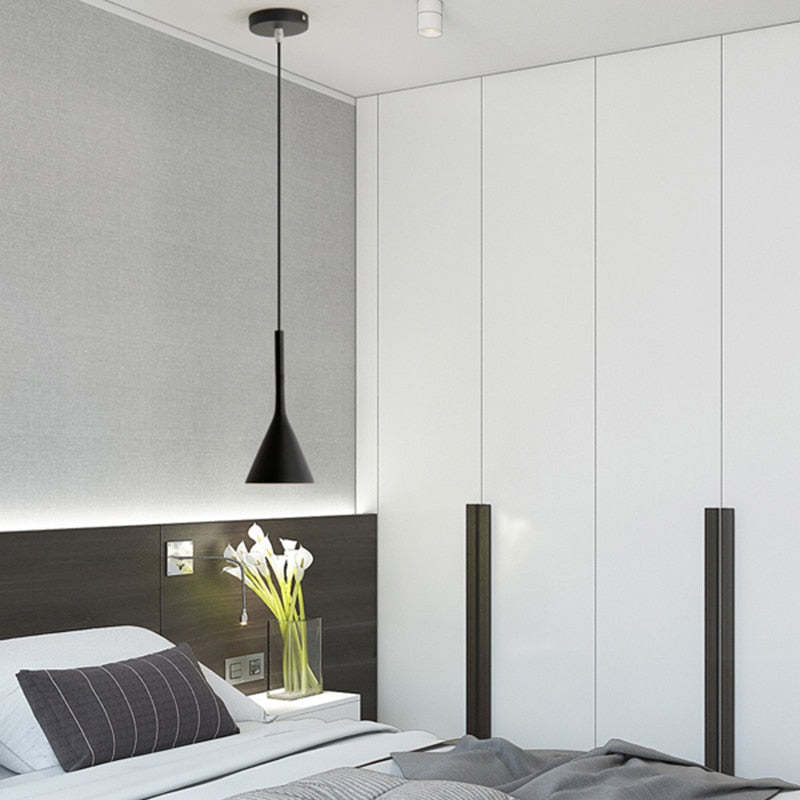 Lisslune | Modern Triangle Pendant Lamp - Trionda