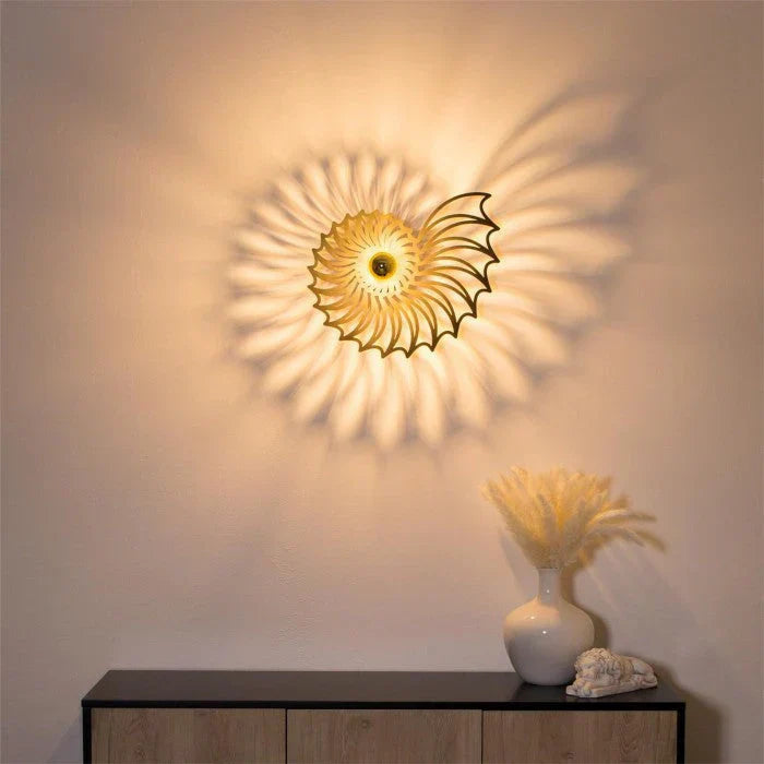 Lisslune | OceanShine - Wall lamp with shell motif and gentle lighting