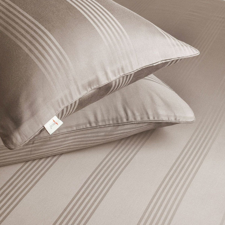 Lisslune | Serenité Premium Pillow Covers | Long-lasting cotton pillow shams for everyday comfort and timeless style