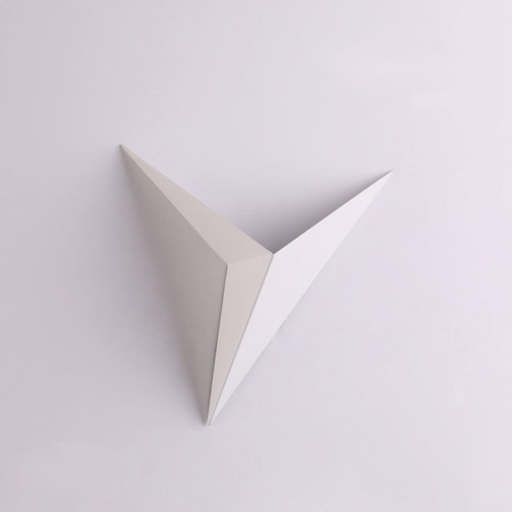 Lisslune | Modern LED Triangular Wall Lamp for Stylish Interiors