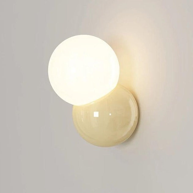 Lisslune | LumiGlow - Warm and modern wall light