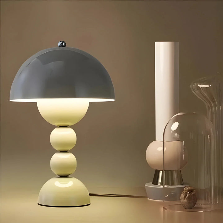 Lisslune | Modern Table Lamp in Scandinavian Design with Gold Accents
