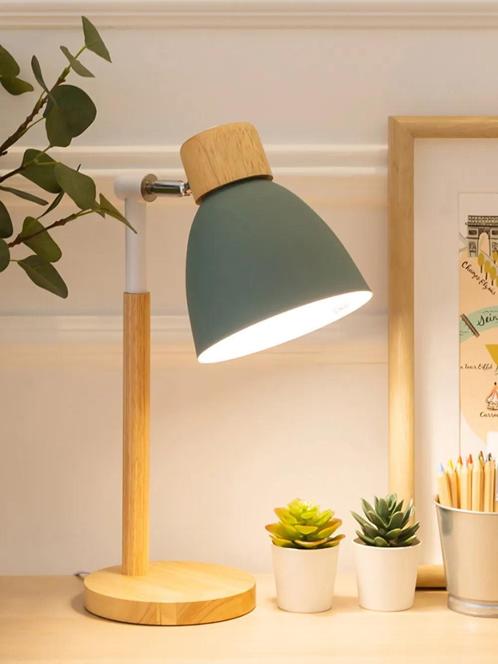 Lisslune | Nordic Table Lamp | Wood, Iron