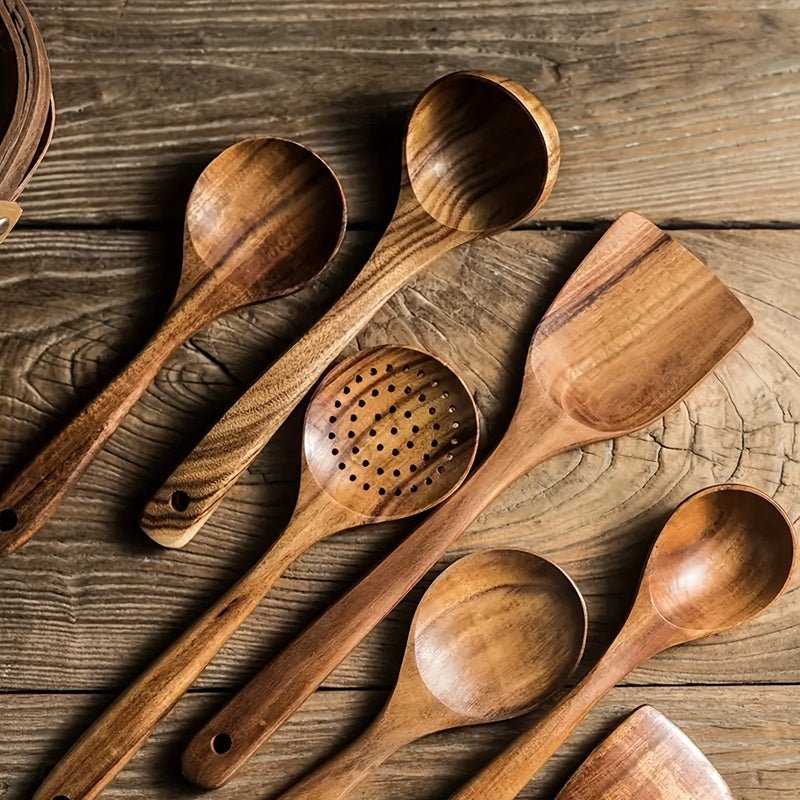 Lisslune | FJORDFLAME SET – Sustainable 5-Piece Teak Wood Kitchen Utensil Set