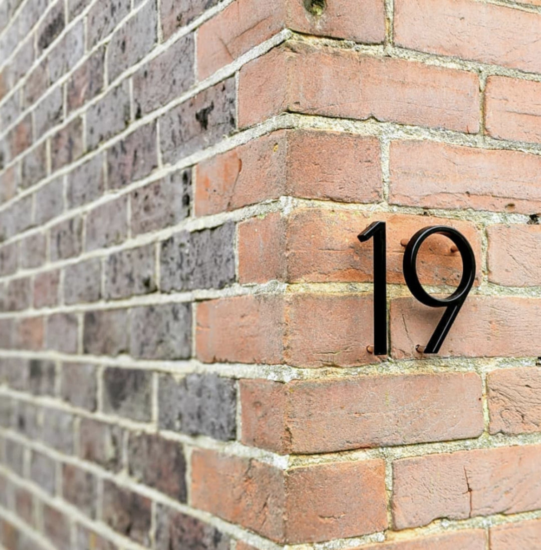 Lisslune | LumiMark Black House Number | Weatherproof | Modern Design | Outdoor Decoration | Easy Installation