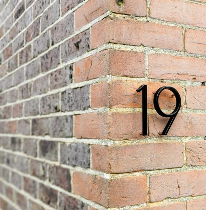 Lisslune | Black House Numbers | Modern and Weatherproof House Decoration