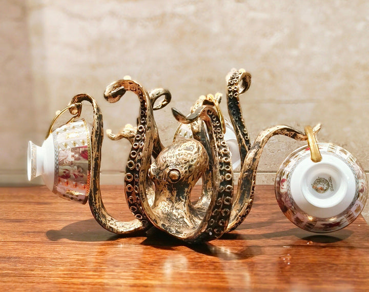 Lisslune | Kraken - Octopus Design Rustic Crush Holder