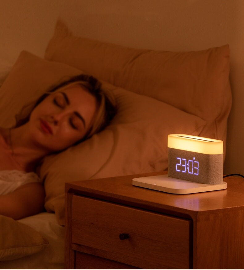 Lisslune | 3-in-1 Wireless Charger, LED Lamp & Digital Alarm Clock | Fast Charging Dock