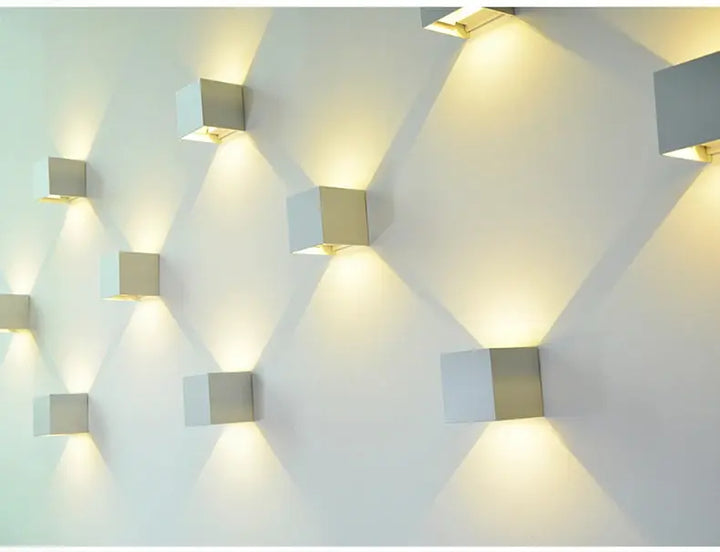 Lisslune | Rechargeable wall lamp with sensor
